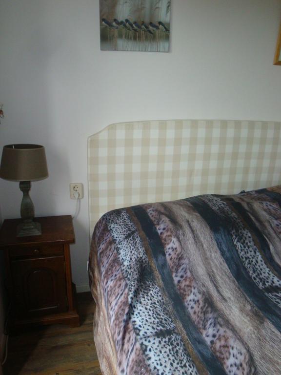 Bed And Breakfast De Zwanebloem Elburg Δωμάτιο φωτογραφία